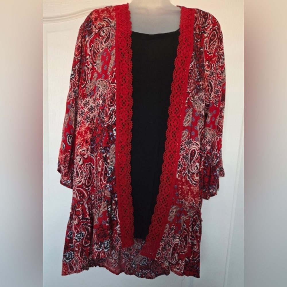 Maurices Red Paisley Kimono - Picture 2 of 4